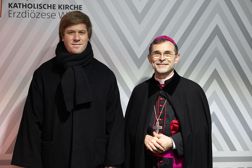 Gratulationsschlange / Erzdiözese Wien/ Schönlaub, Stephan Schönlaub
