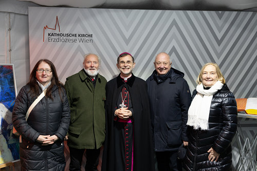 Gratulationsschlange / Erzdiözese Wien/ Schönlaub, Stephan Schönlaub
